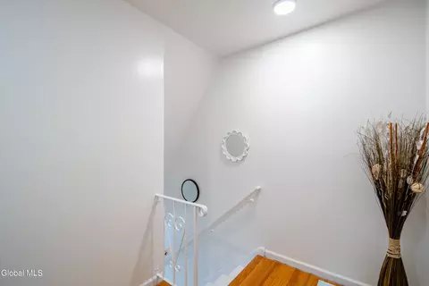 Entry Way - 933 E Pine Hill Dr, Schenectady, NY 12303 photo 3 of 4