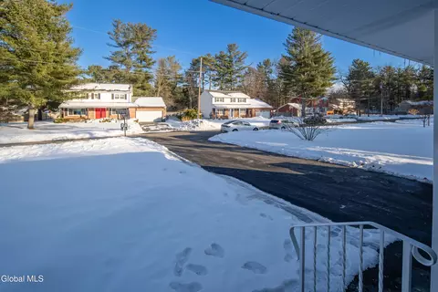 Exterior - 933 E Pine Hill Dr, Schenectady, NY 12303 photo 7 of 8