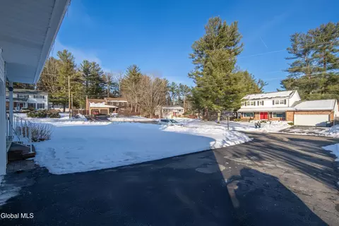 Exterior - 933 E Pine Hill Dr, Schenectady, NY 12303 photo 6 of 8