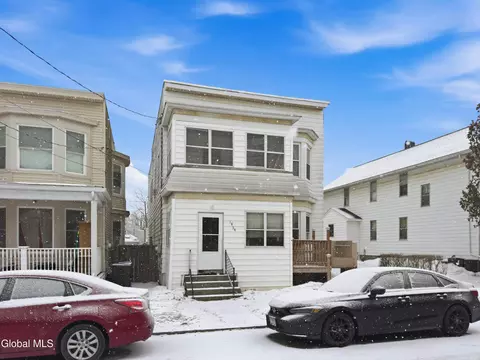 1834 6th Ave, Watervliet, NY 12189