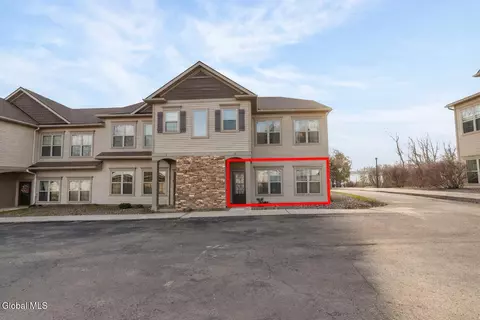 73 Saratoga Rd #7, Schenectady, NY 12302