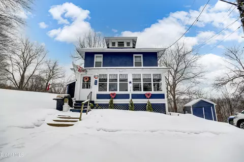 178 Moyer St, Canajoharie, NY 13317
