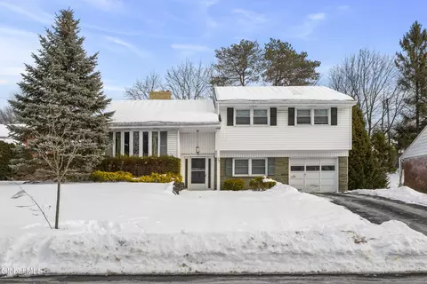 27 Davis Ave, Albany, NY 12203