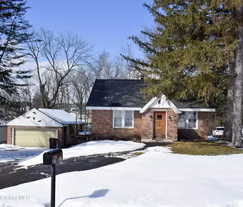 3 Mather Ave, Schenectady, NY 12304