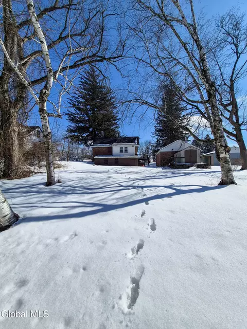 Exterior - 3 Mather Ave, Schenectady, NY 12304 photo 3 of 8