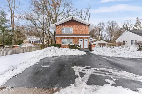 235 Washington Ave, Scotia, NY 12302