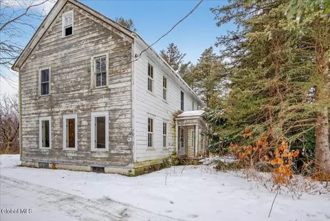 263 Stillwater Bridge Rd, Schaghticoke, NY 12154