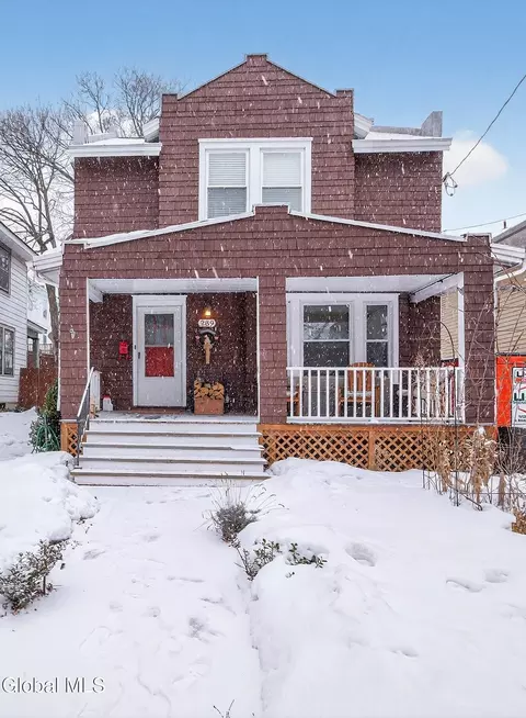 289 W Lawrence St, Albany, NY 12208