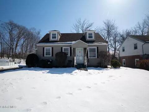 25 Fuller Ter, Albany, NY 12205