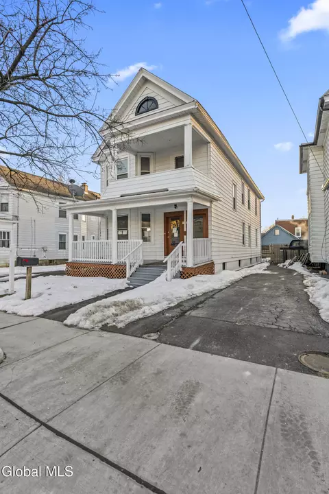 50 Southern Blvd, Albany, NY 12209