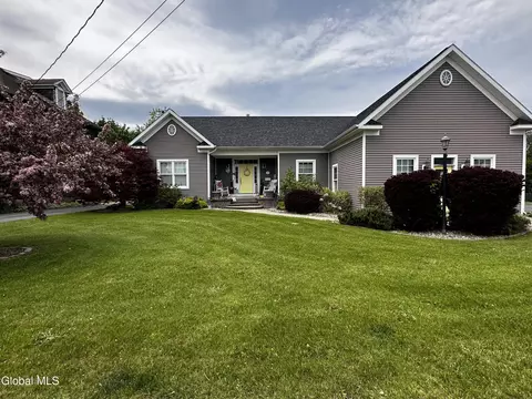 133 Prospect Ave, Plattsburgh, NY 12901