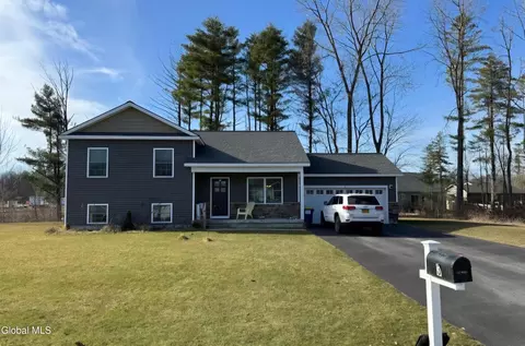 3 Luke Way, Kingsbury, NY 12839