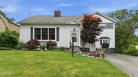 281 N Kingsboro Ave, Gloversville, NY 12078