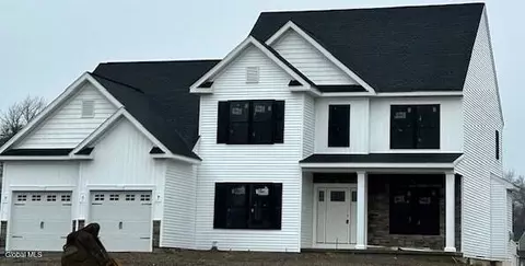 4 Karl Farm Rd, Averill Park, NY 12018
