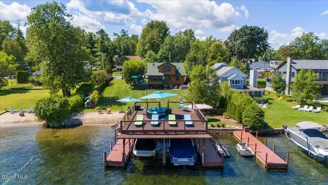 278 Cleverdale Rd, Queensbury, NY 12804