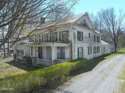 30 E Main St, Cambridge, NY 12816