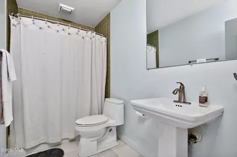 Bath - 30 Willow Dr, Delmar, NY 12054 photo 2 of 2