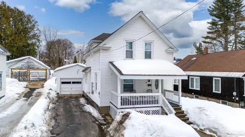 30 Saratoga Blvd, Gloversville, NY 12078