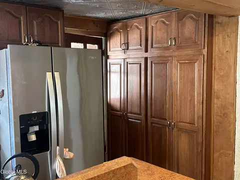 Kitchen - 531 Sullivan Way, Cambridge, NY 12816 photo 2 of 2