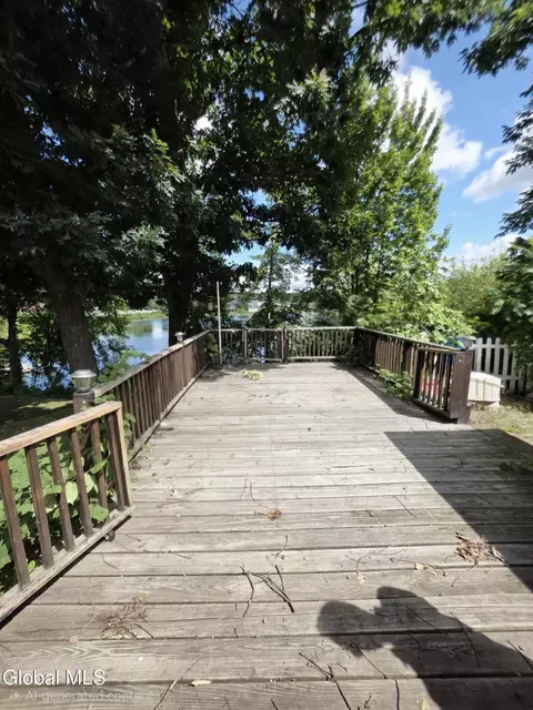 Exterior - 531 Sullivan Way, Cambridge, NY 12816 photo 5 of 8