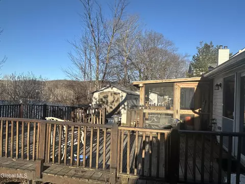 Exterior - 531 Sullivan Way, Cambridge, NY 12816 photo 2 of 7