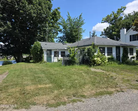 Exterior - 531 Sullivan Way, Cambridge, NY 12816 photo 7 of 8