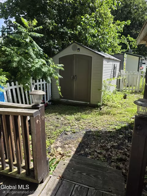 Exterior - 531 Sullivan Way, Cambridge, NY 12816 photo 6 of 8