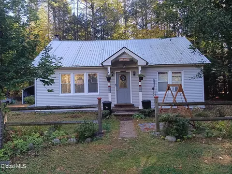 6144 St Rt 9n, Corinth, NY 12822
