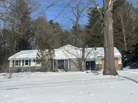 2234 Call St, Lake Luzerne, NY 12846