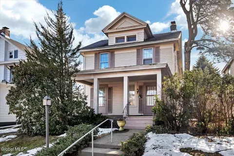 1028 Maryland Ave, Schenectady, NY 12308
