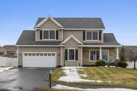 245 N Alandale Ave, Schenectady, NY 12304