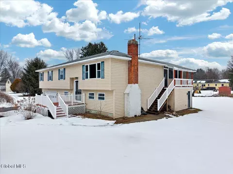109 Orchard Dr, Valatie, NY 12184