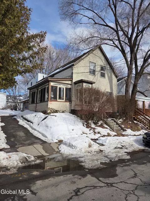 511 Morris St, Albany, NY 12208