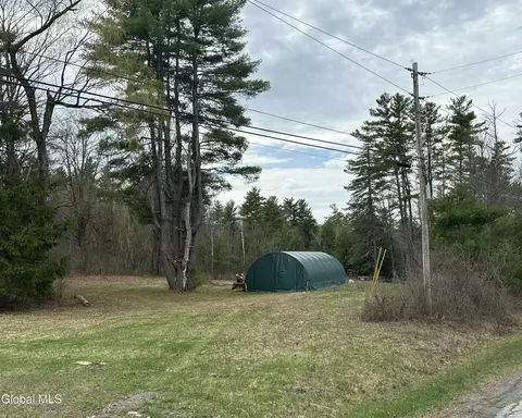 610 Liddle Harris Rd, Putnam Station, NY 12861