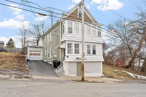 Exterior - 1417 3rd Ave, Schenectady, NY 12303 photo 1 of 5