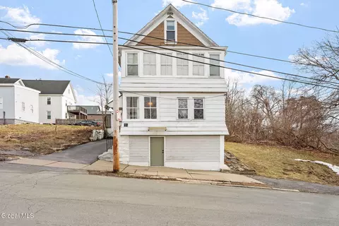 1417 3rd Ave, Schenectady, NY 12303