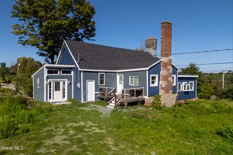 2 Harold Dr, Altamont, NY 12009