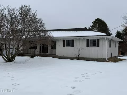 115 Hollywood Rd, Amsterdam, NY 12010