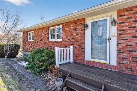 Exterior - 221 Droms Rd, Glenville, NY 12302 photo 8 of 10