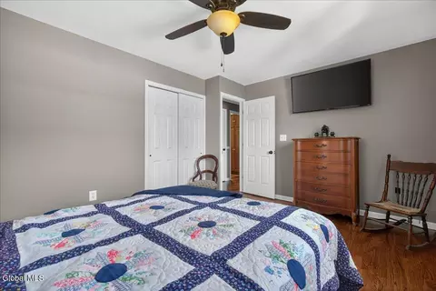 Bedroom - 221 Droms Rd, Glenville, NY 12302 photo 6 of 6