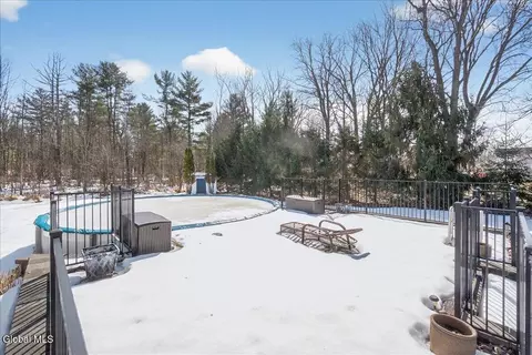 Exterior - 221 Droms Rd, Glenville, NY 12302 photo 10 of 10