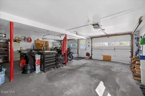 Exterior - 221 Droms Rd, Glenville, NY 12302 photo 6 of 10