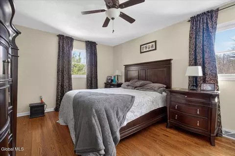 Bedroom - 221 Droms Rd, Glenville, NY 12302 photo 1 of 6