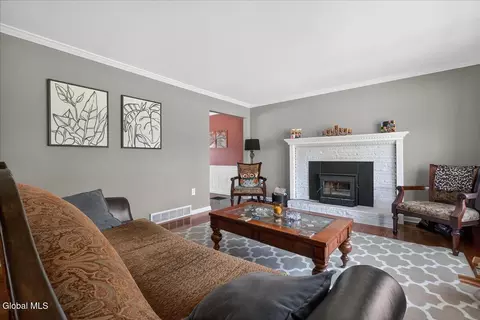 Living - 221 Droms Rd, Glenville, NY 12302 photo 2 of 5