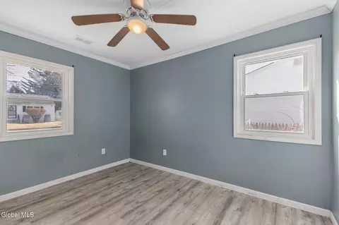 Bedroom - 247 Chiswell Rd, Schenectady, NY 12304 photo 1 of 2
