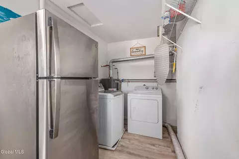 Other - 247 Chiswell Rd, Schenectady, NY 12304 photo 7 of 8