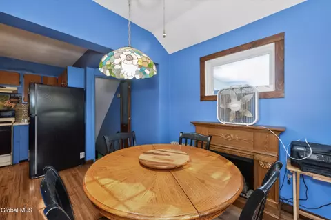Dining - 1450 Baker Ave, Schenectady, NY 12309 photo 6 of 6