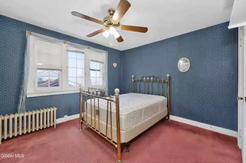 Bedroom - 1450 Baker Ave, Schenectady, NY 12309 photo 3 of 8