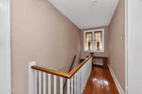 Entry Way - 1450 Baker Ave, Schenectady, NY 12309 photo 1 of 1