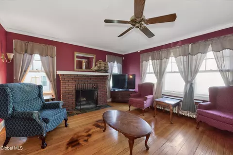 Living - 1450 Baker Ave, Schenectady, NY 12309 photo 2 of 4